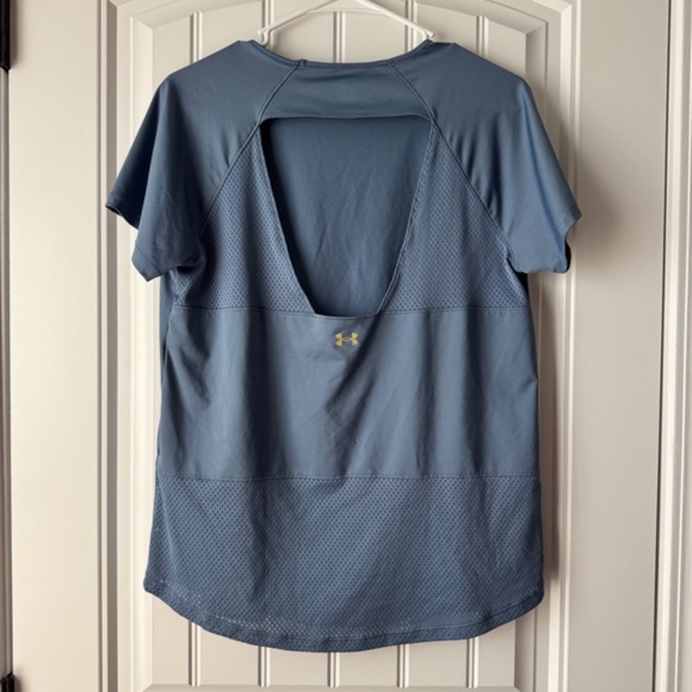 Under Armour Womens Blue Mesh Panel Open Back Short Sleeve Workout‎ Top Large - Picture 2 of 9